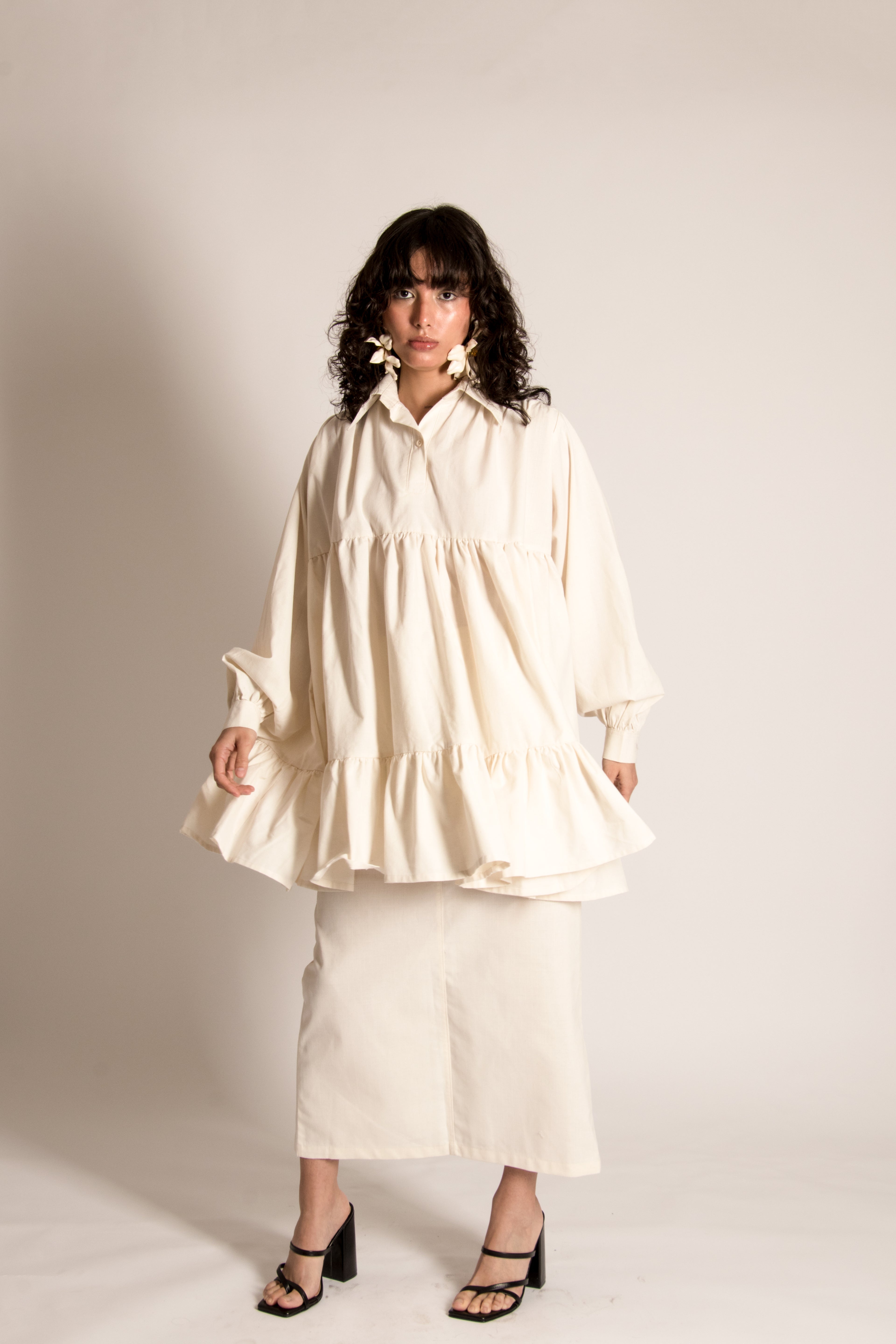 H-1 VESTIDO CORTO MANGA LARGA LINO TALIANO