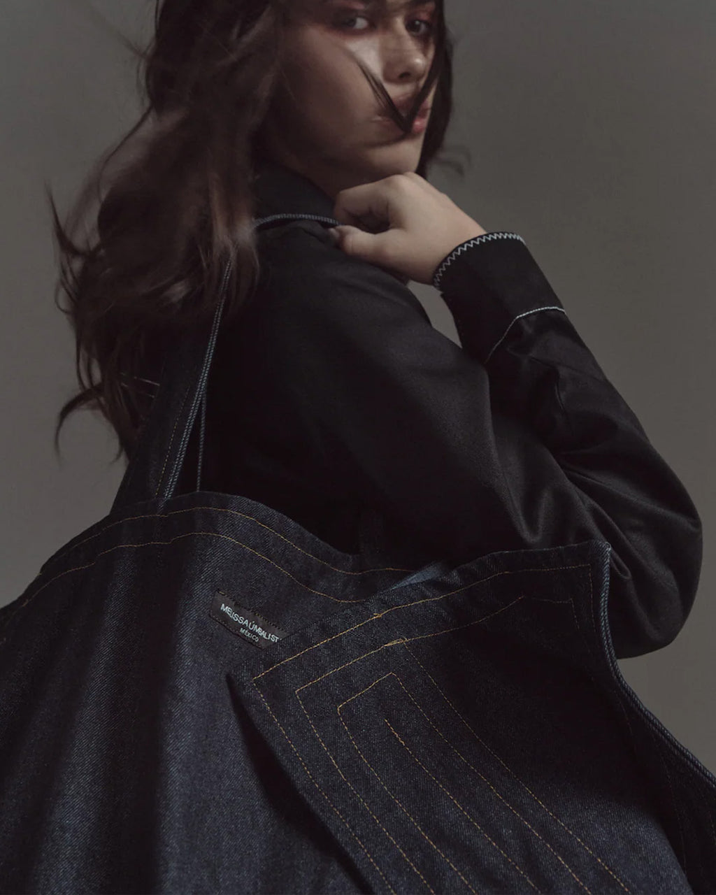 MU-7 TOTE BAG ARCH